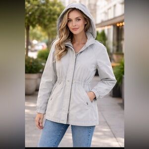London Fog Limited Edition Tan Hooded Drawstring Utility Trench Coat Medium